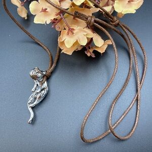 Hanging Around Cat Necklace